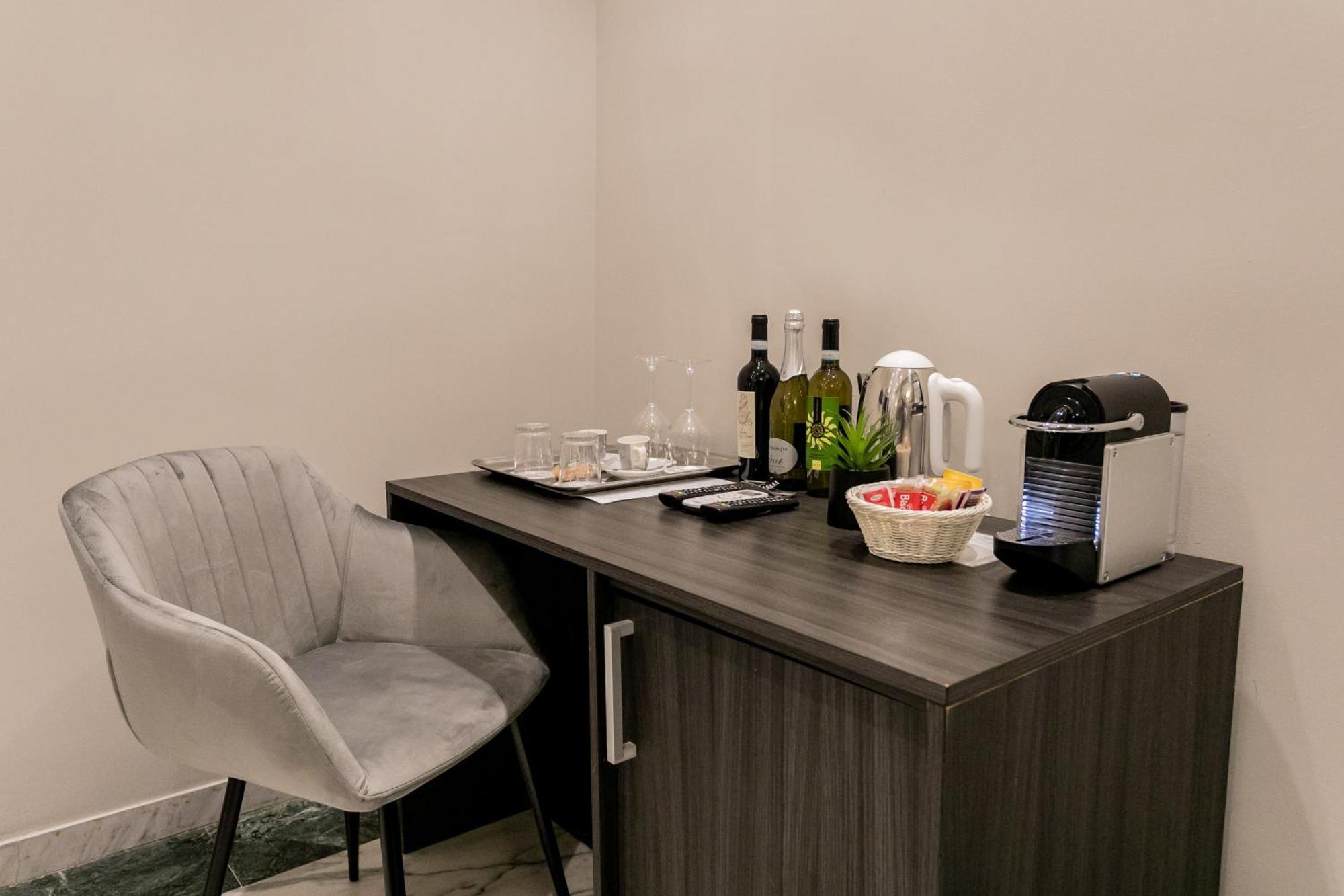 Cesare Ai Cavalieri Suites Roma Dış mekan fotoğraf